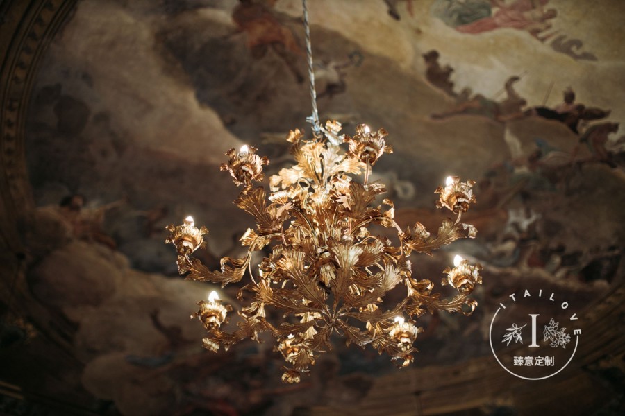 wedding venue venice ca sagredo chandelier itailovewedding