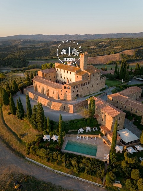 Tuscan castle wedding Castello Banfi Itailove 32